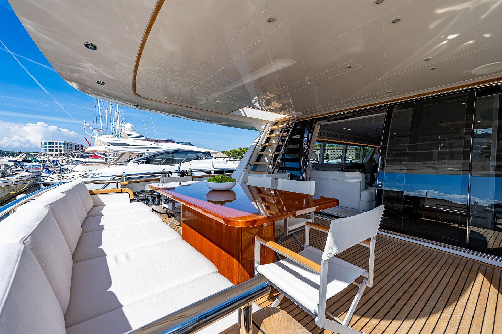 Continental Van der Valk 26 RPH, Nicostasia - 2018 - for sale: 4500000.-EUR