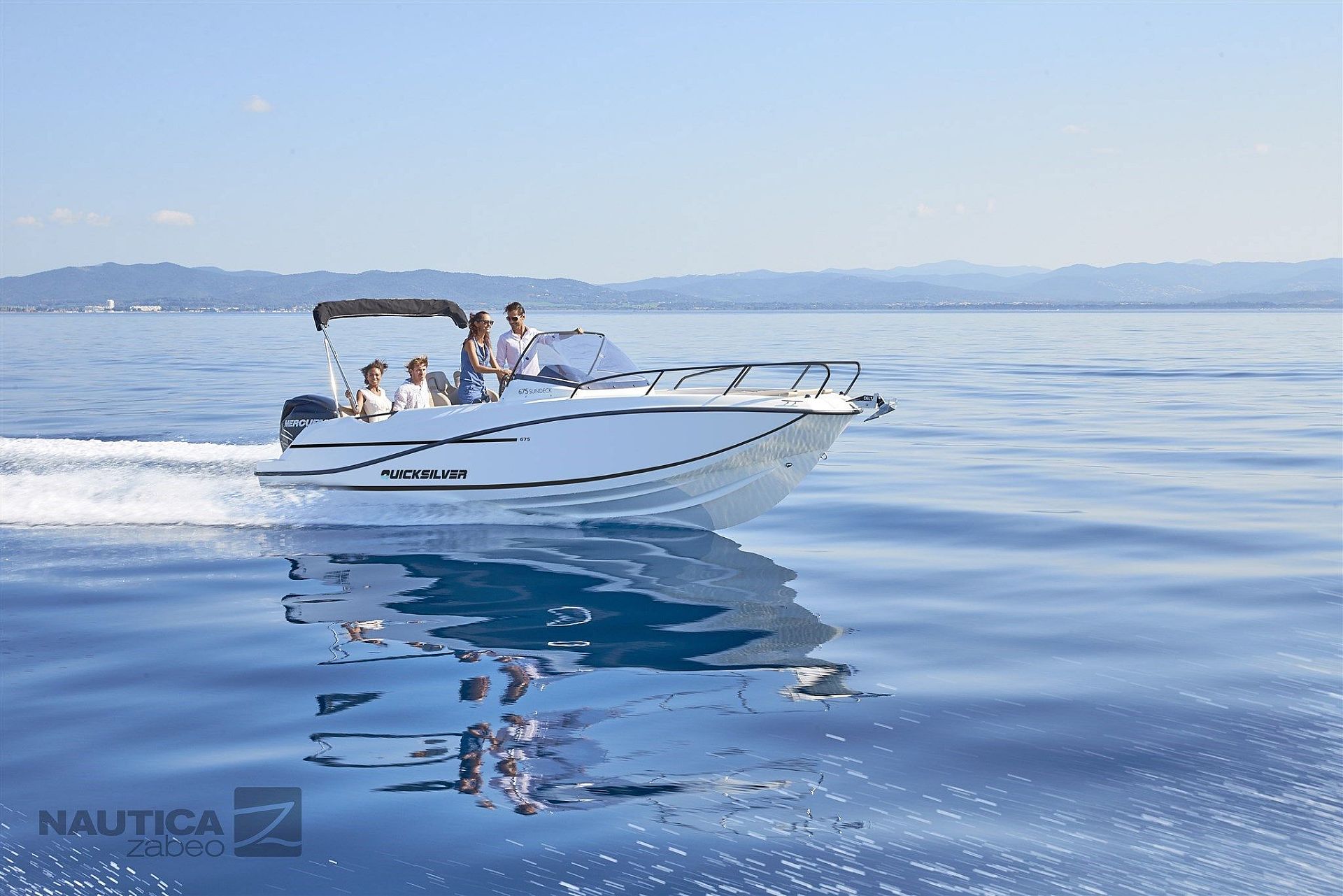 Quicksilver Activ 675 Sundeck - 2026