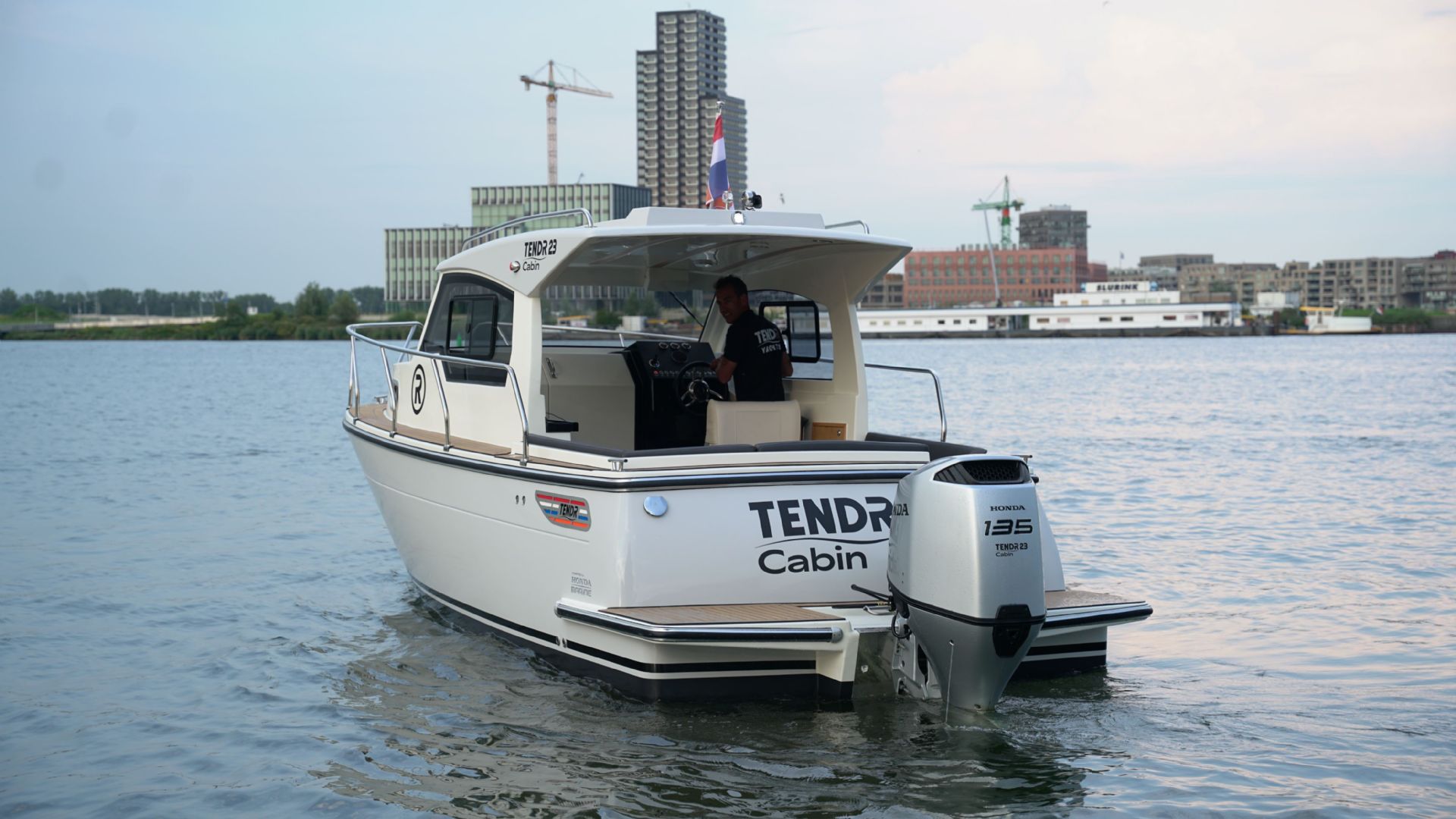 TendR 23 Cabin - 2025