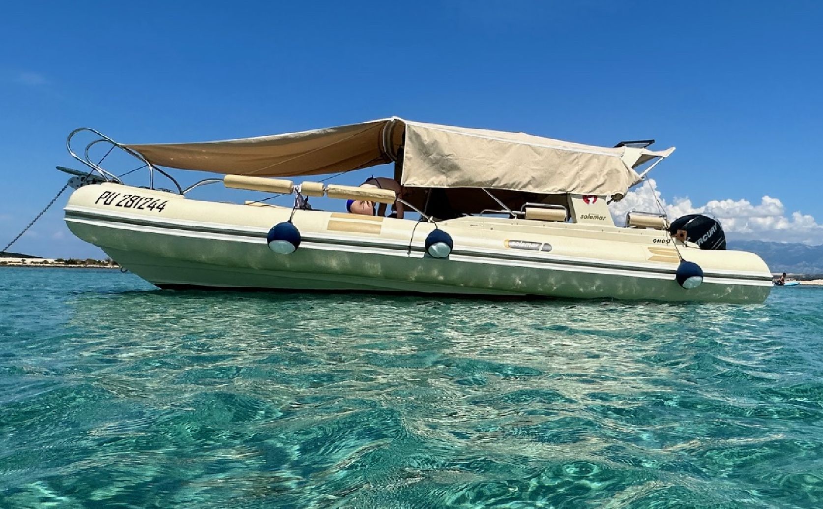 Solemar 25 Offshore 8m 300HP MENJAVA solar hladilnik - 2008