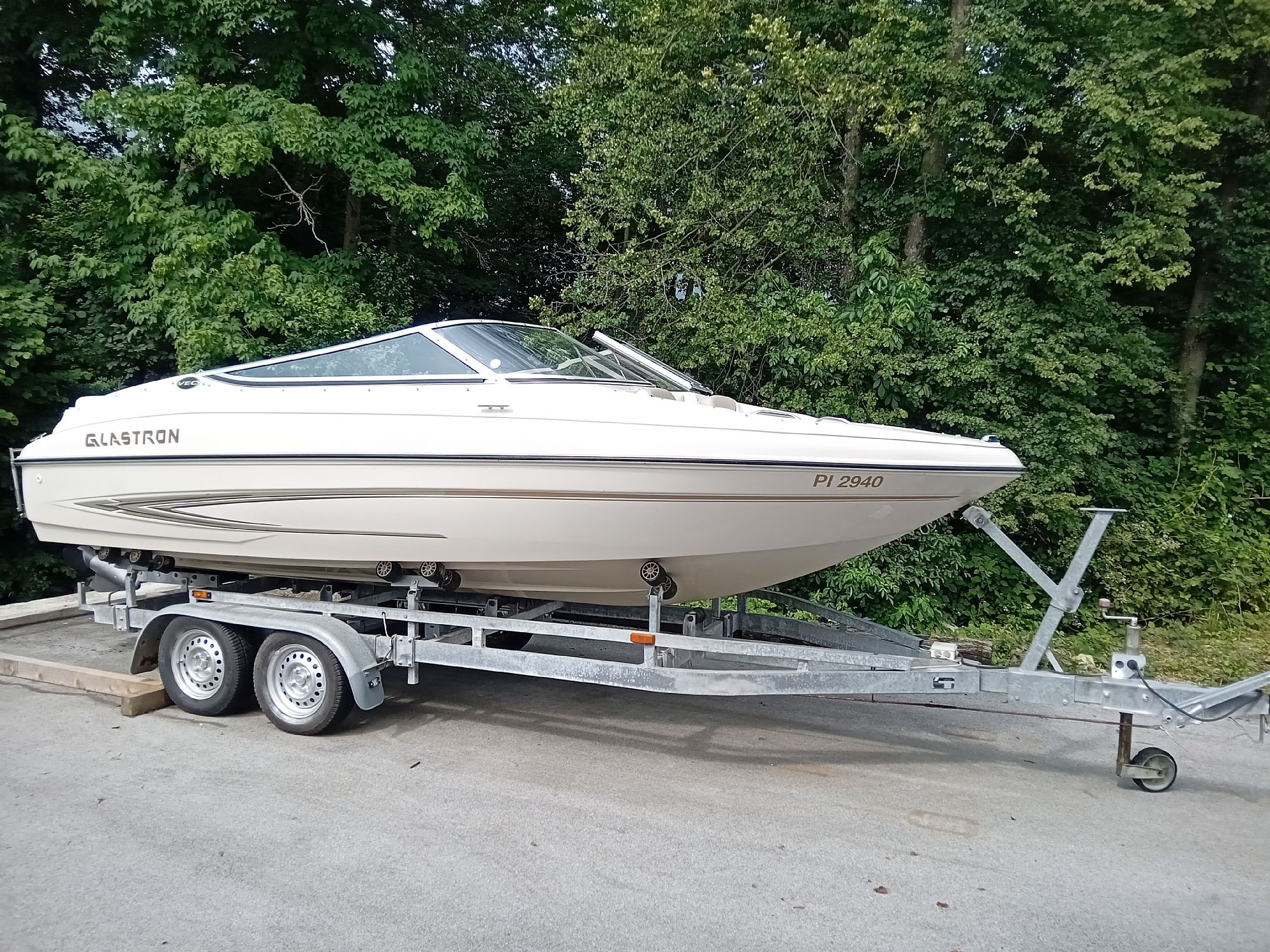 Glastron gliser  MX 185 - 2005 - for sale: 12000.-EUR