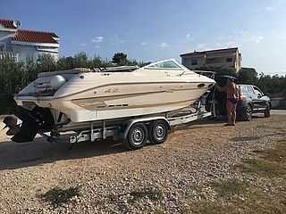 Sea Ray 220 signature select - 1996