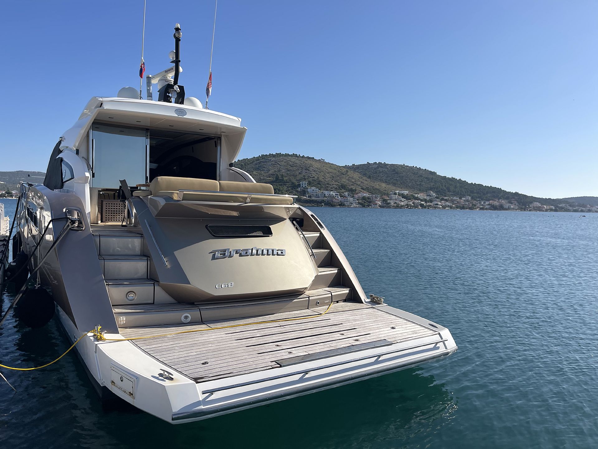 Sessa Marine 68 - 2011