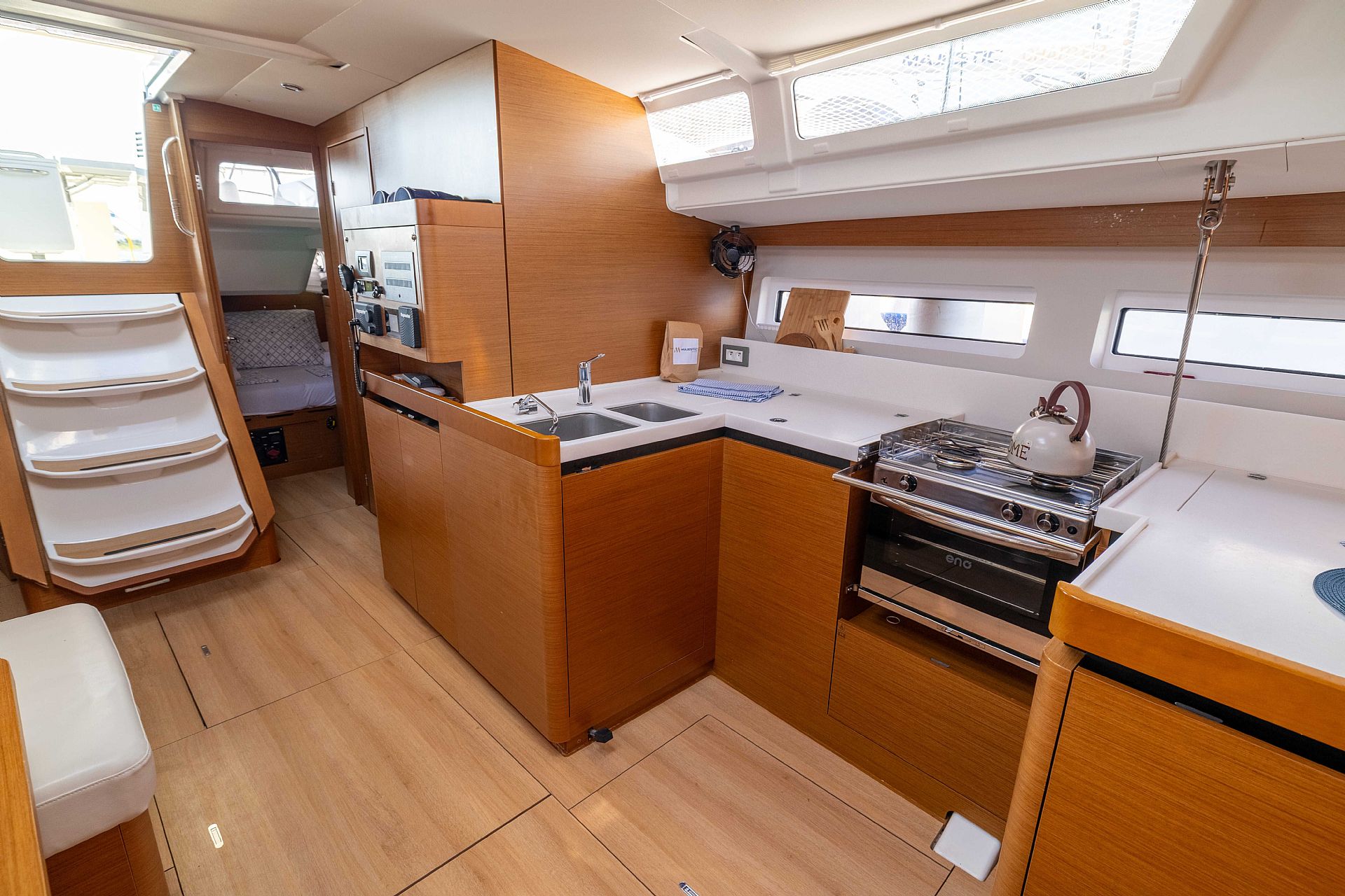 Jeanneau Sun Odyssey 380 - 2024