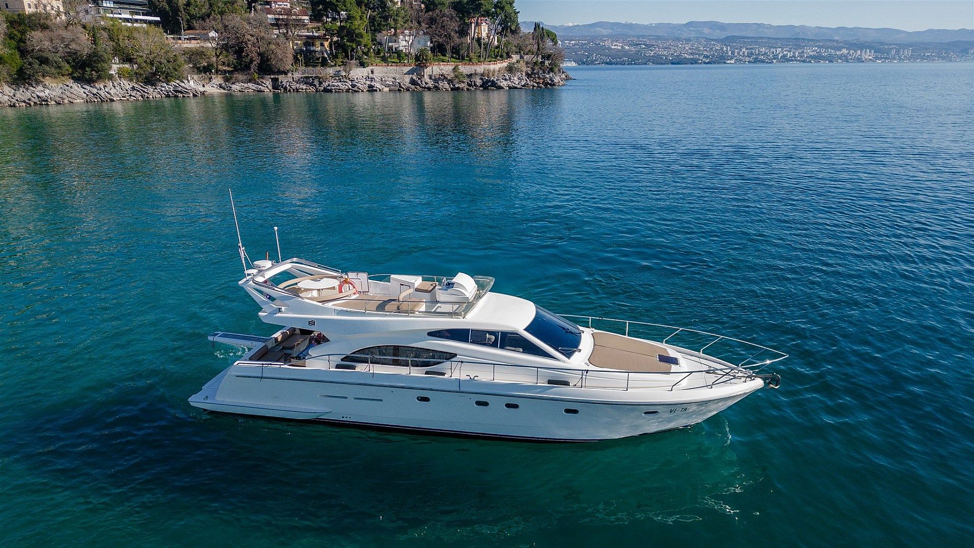 Ferretti 53 - 2000 - for sale: 275000.-EUR