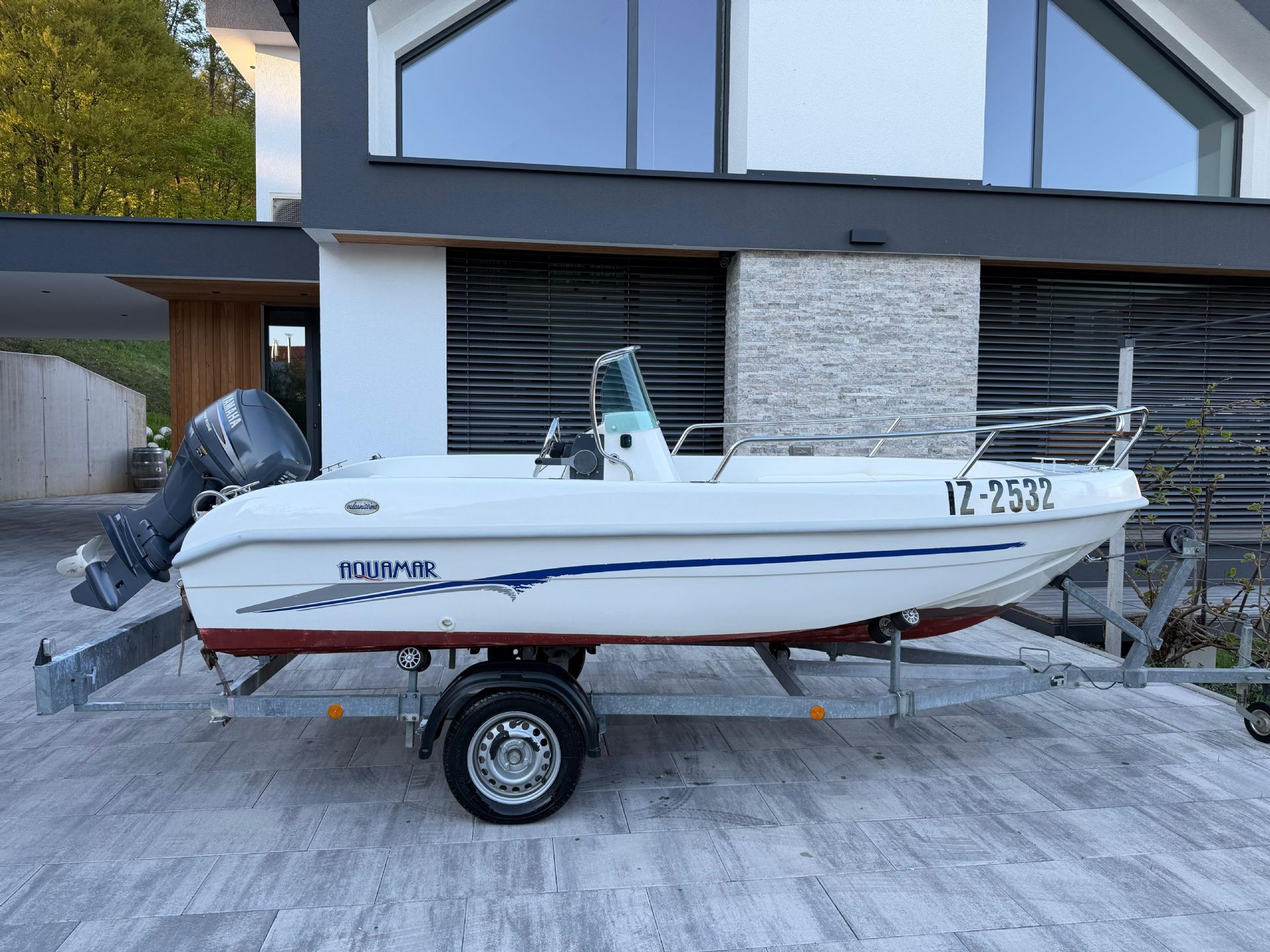 Aquamar Vulcanissimo 435 YAMAHA 30 ODLI�EN TENDA PRIKOLICA - 2004