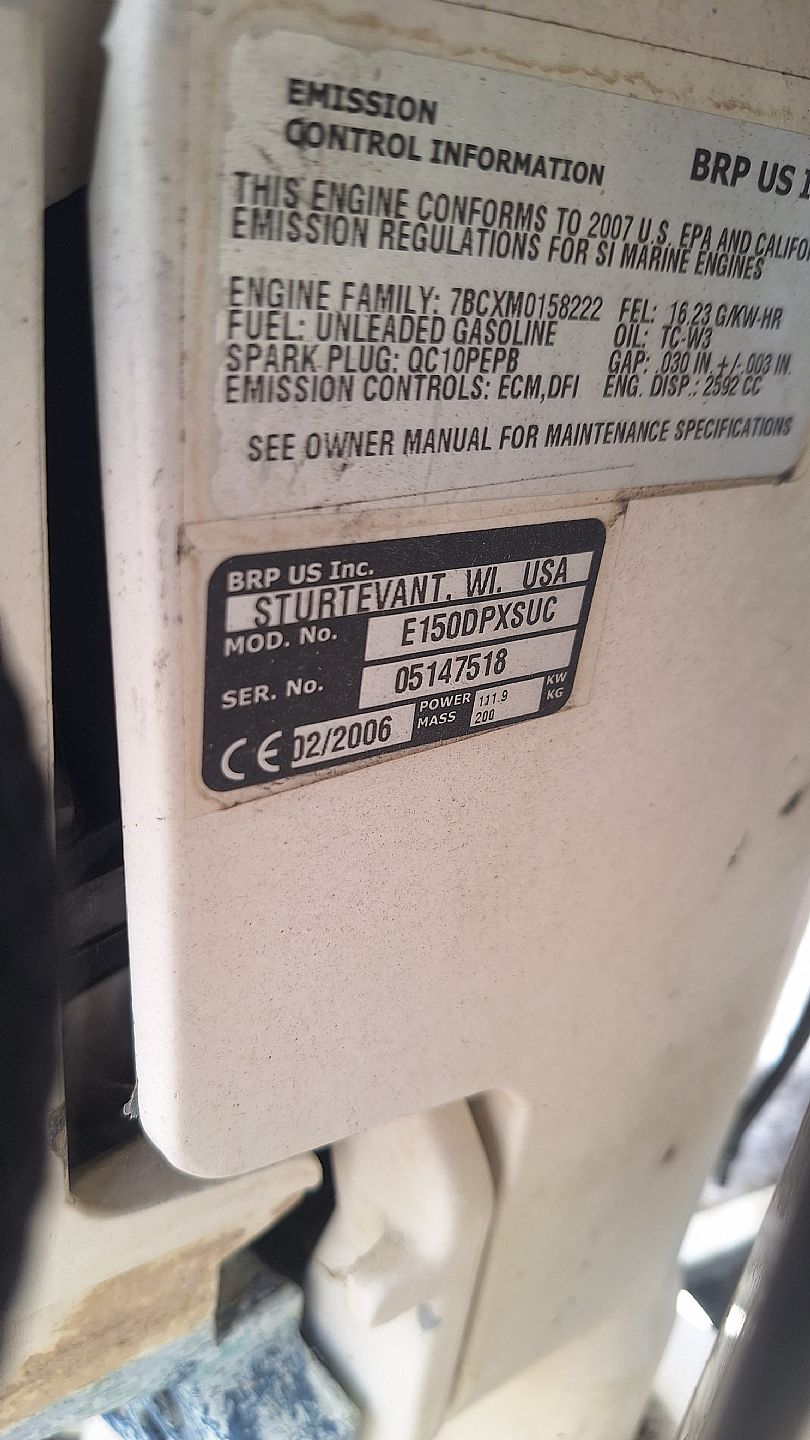 Evinrude E150DPX - 2006 - for sale: 1000.-EUR