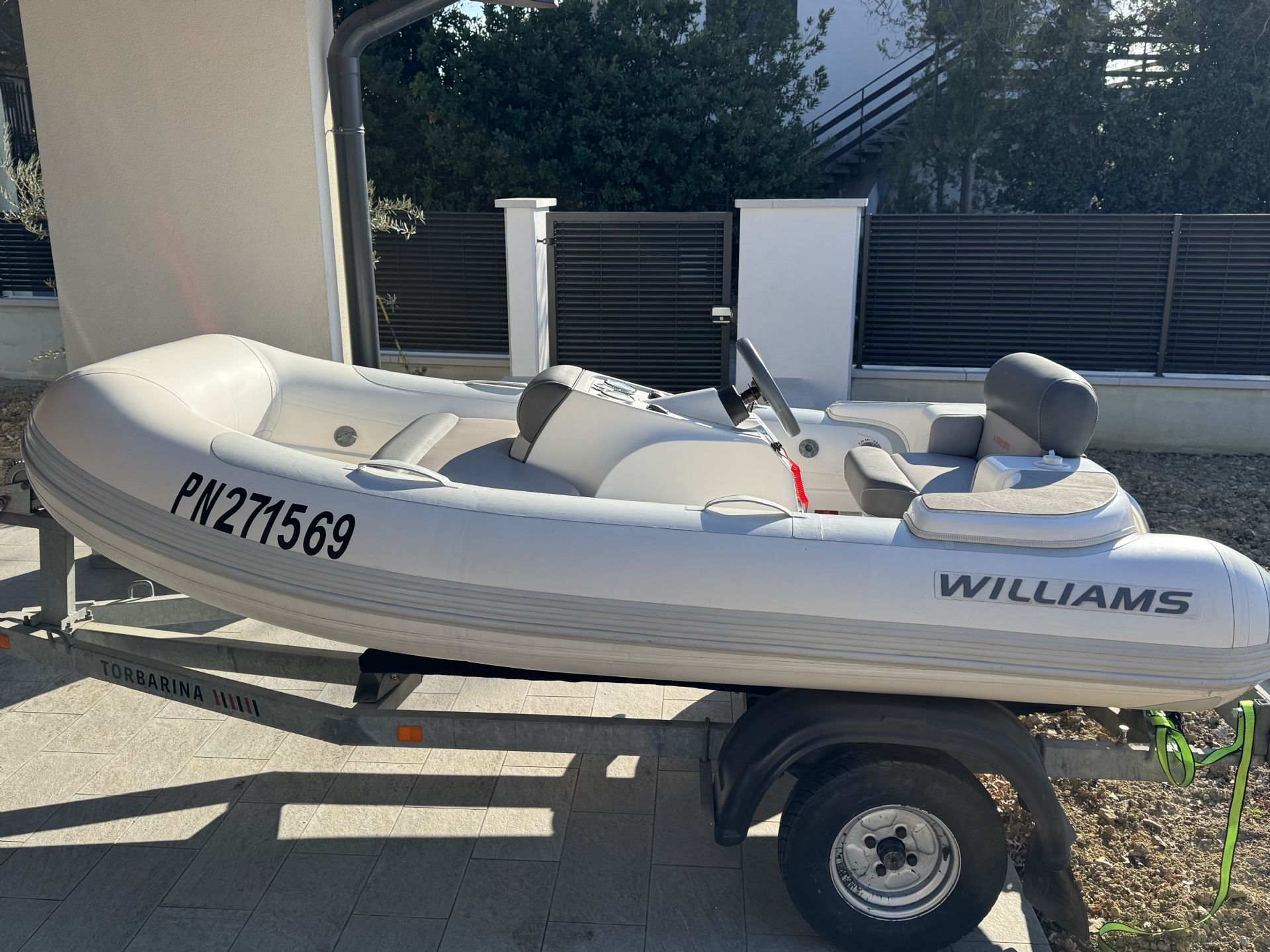 Williams 285 turbojet - 2009