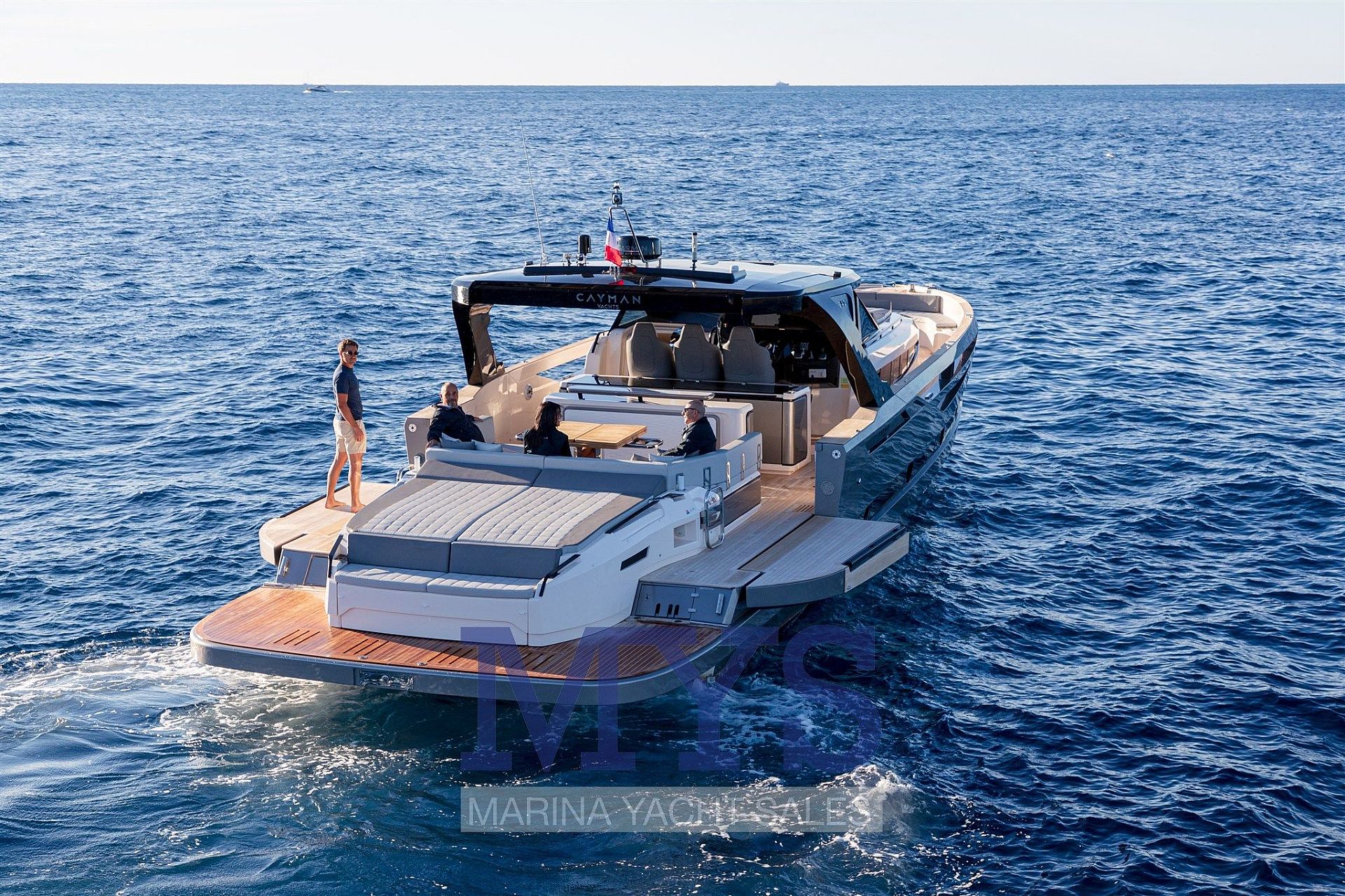 Cayman 540WA - 2024