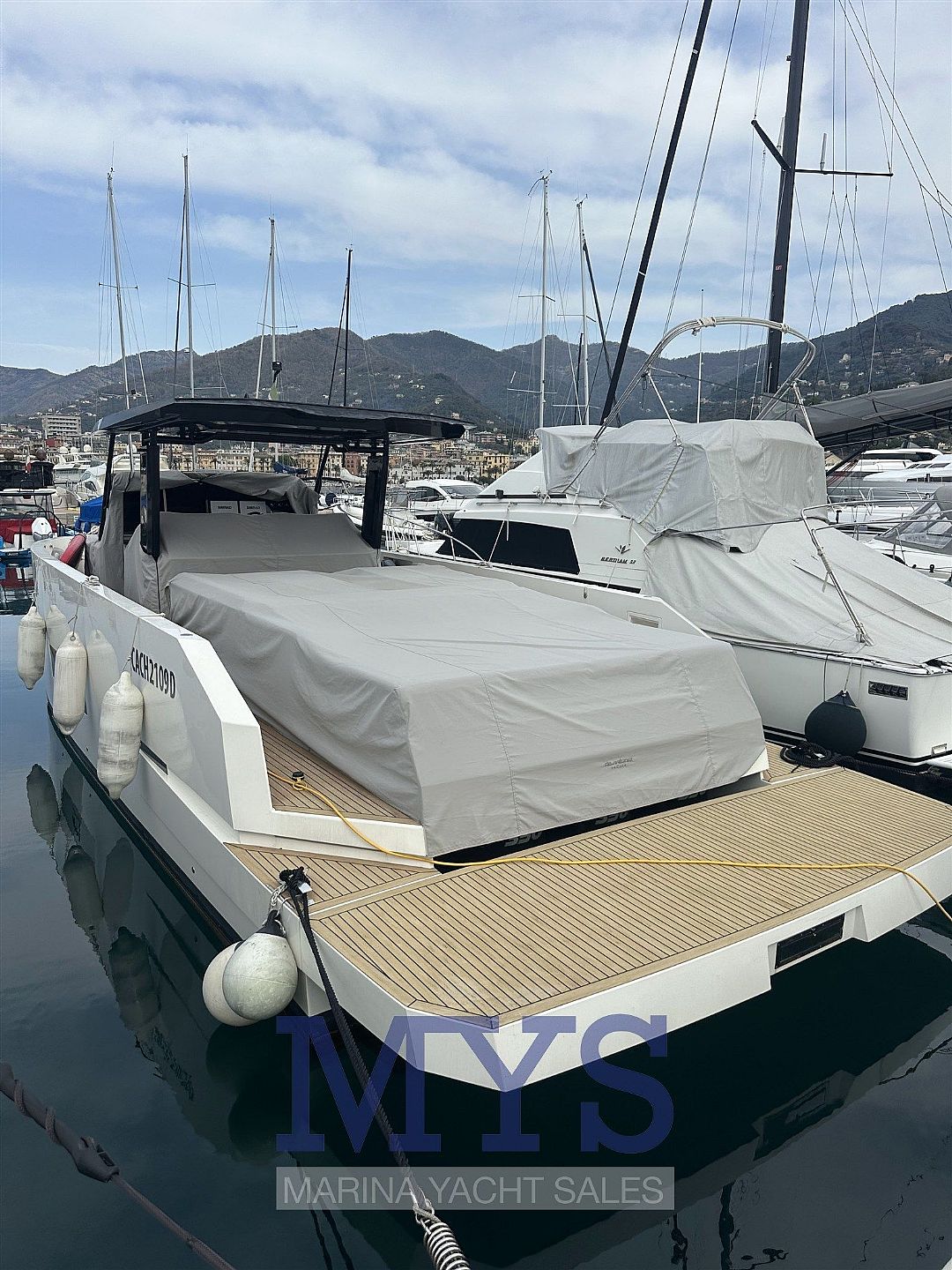 De Antonio Yachts D42 Open - 2022
