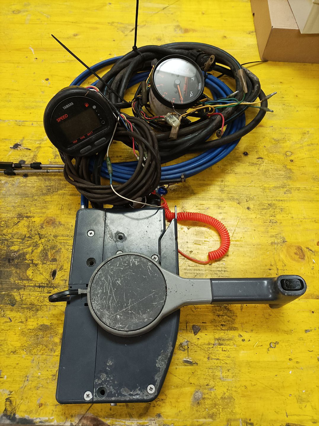 Yamaha 100 - 2000