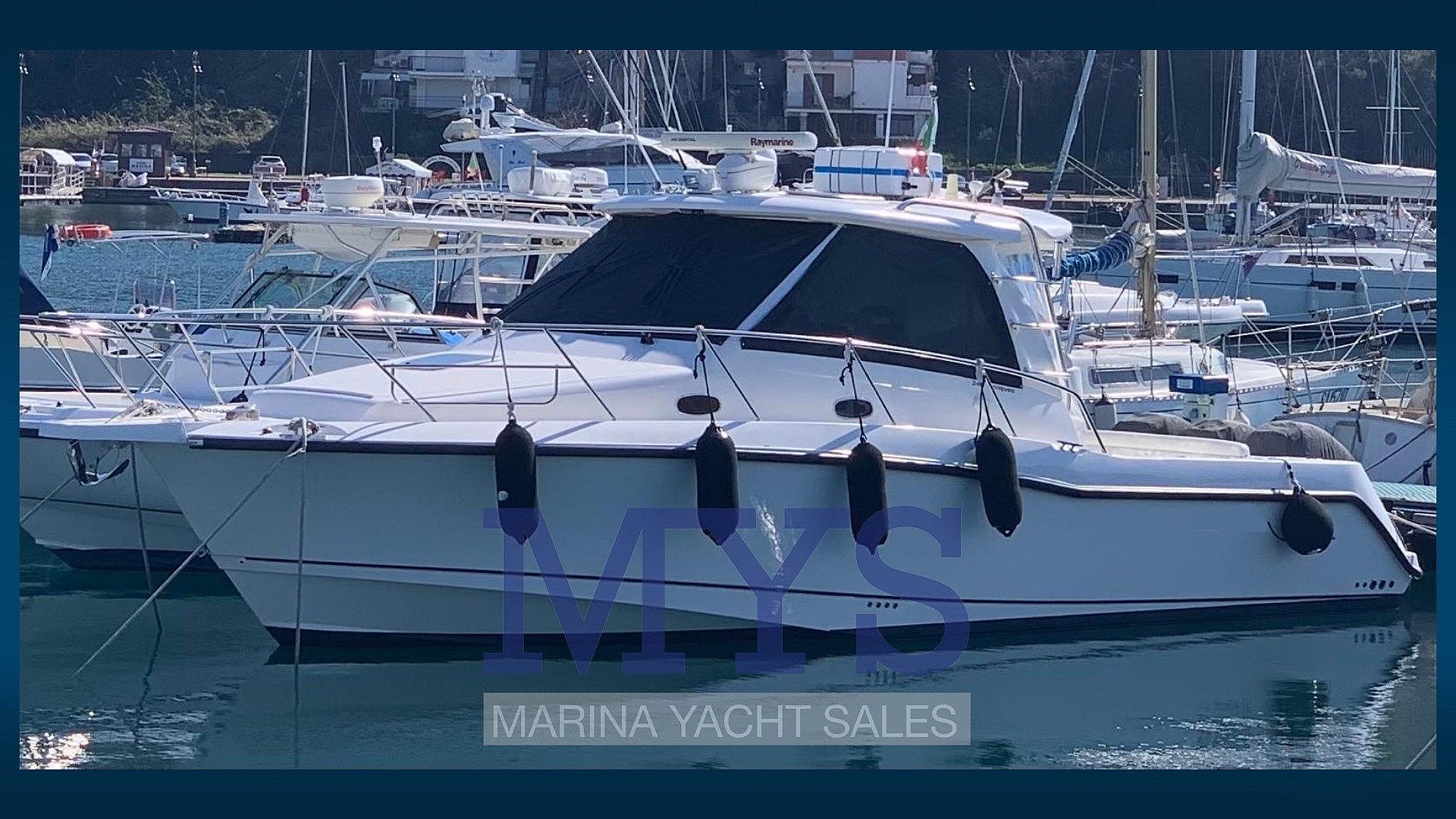 Boston Whaler 345 CONQUEST - 2010 - for sale: 240000.-EUR