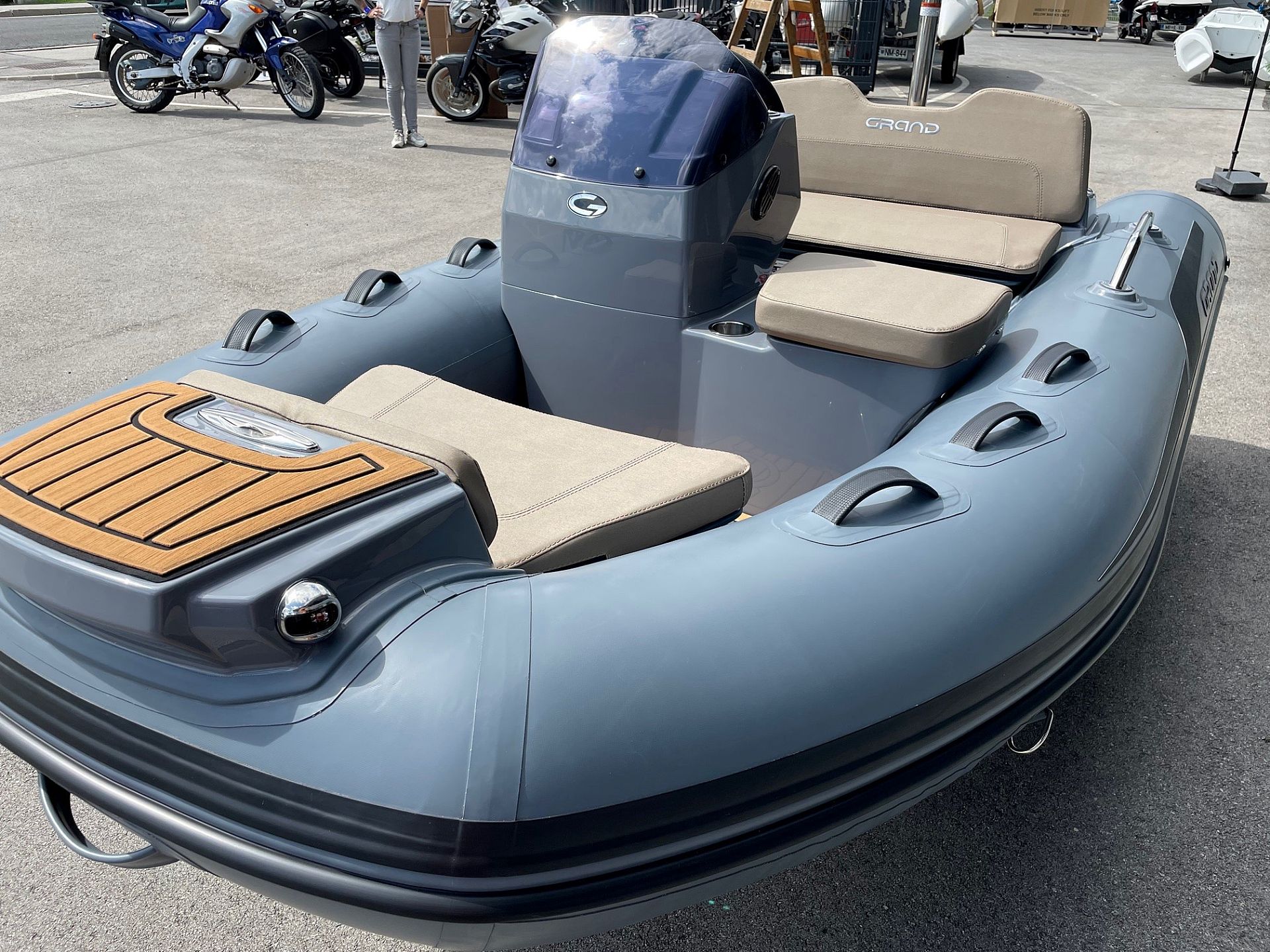 Grand Boats G340HGNF Military Gray   F25 Getl - POSEBNA AKCIJA - 2026