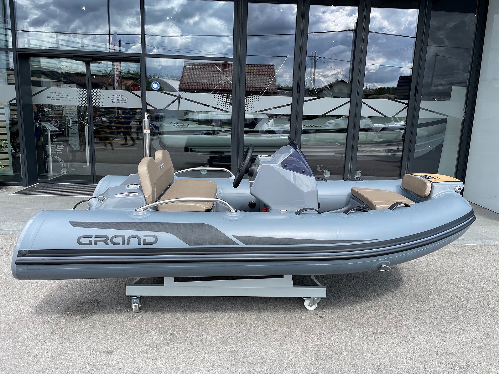 Grand Boats G340HGNF Military Gray   F25 Getl - POSEBNA AKCIJA - 2026