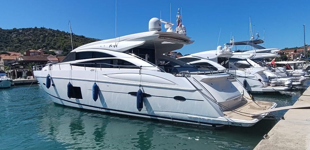 Princess V72 - 2012