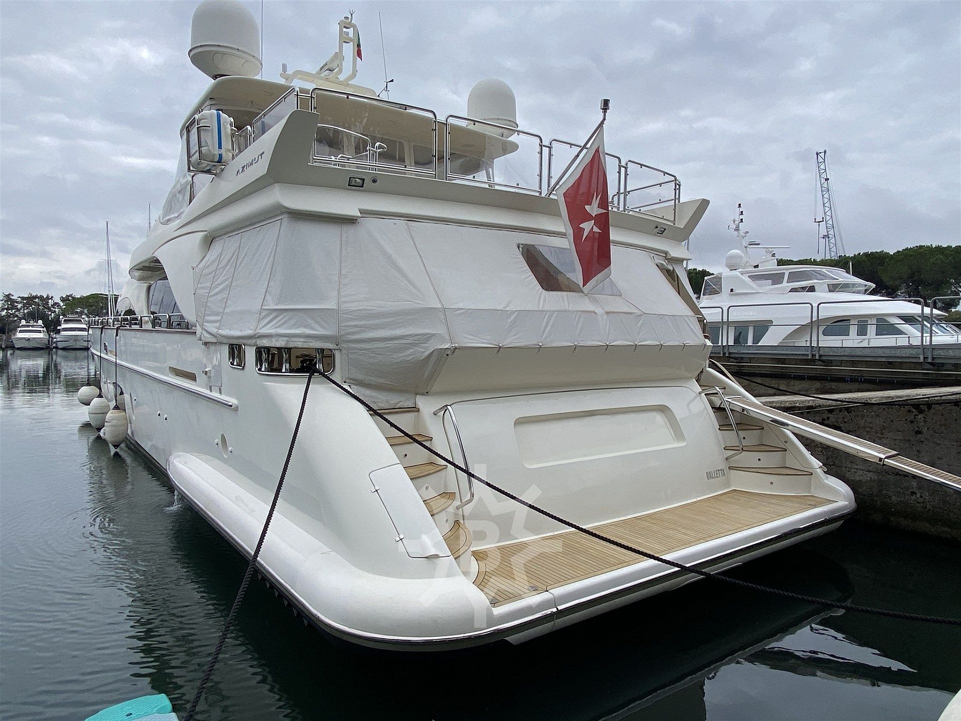 Azimut 105 - 2008 - for sale: 2490000.-EUR