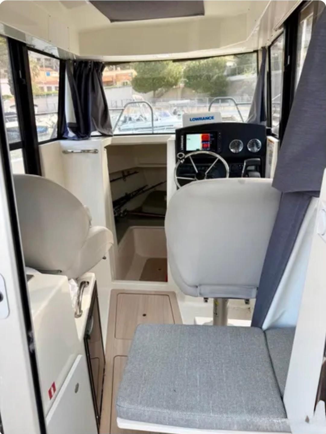 Quicksilver - 705 PILOTHOUSE - INCE NOVO - 2023