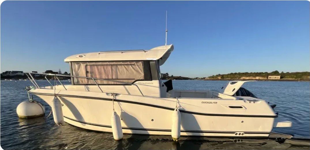 Quicksilver - 755 PILOTHOUSE - INCE NOVO - 2016