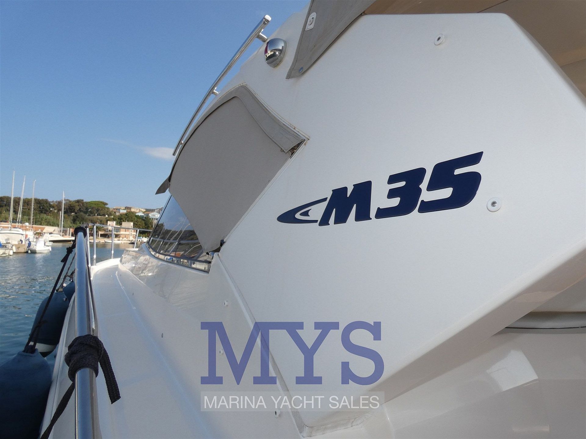 Mano Marine M35 - 2009