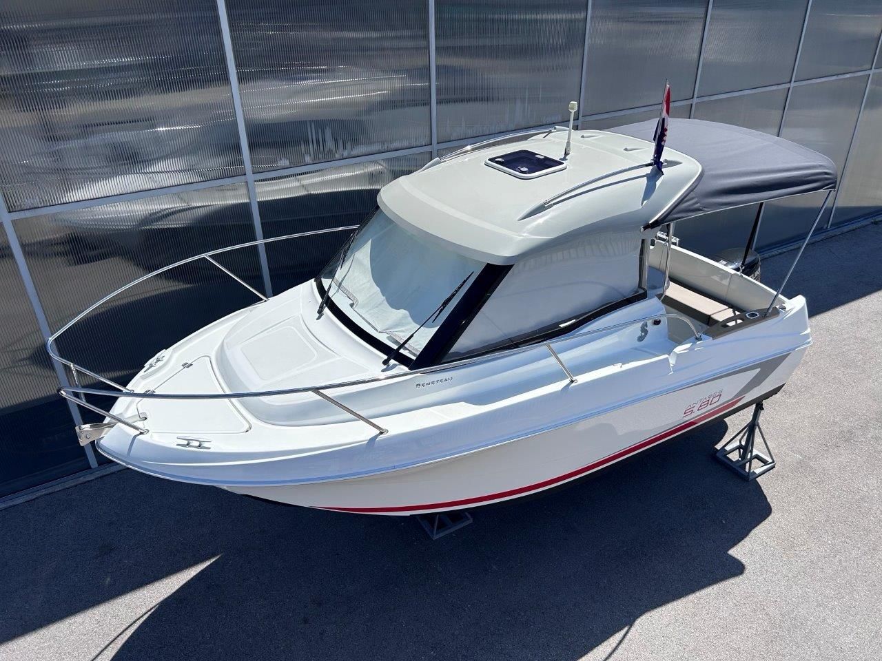 Beneteau Antares 580 HB - 2015