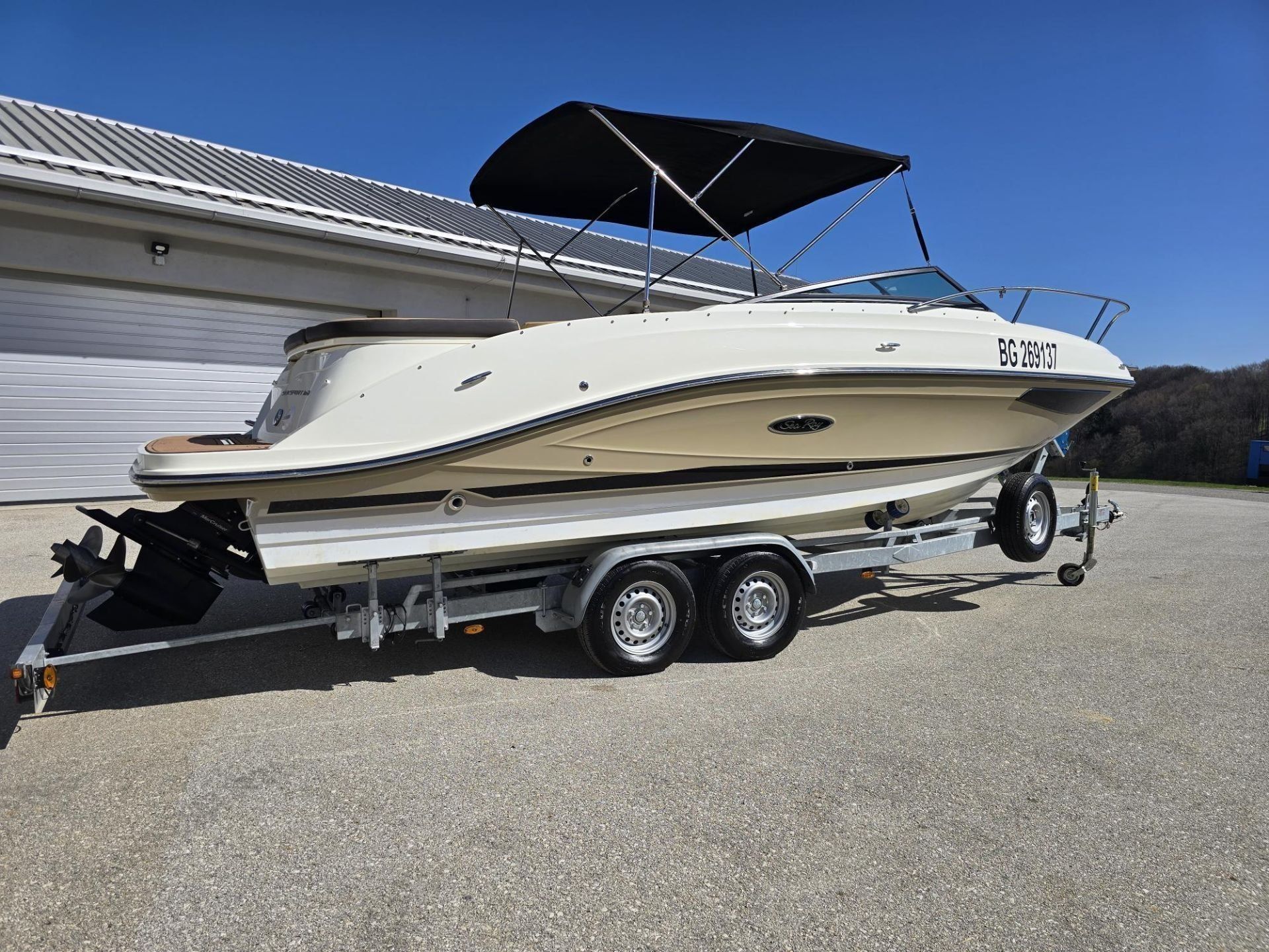 Sea Ray Sun Sport 230 - ODLI�EN - TOP PONUDBA - 2020