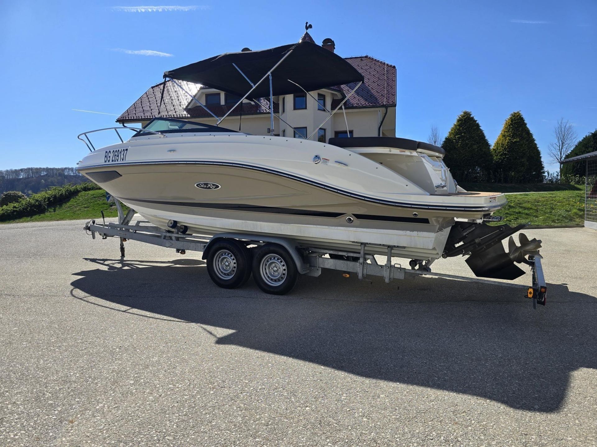 Sea Ray Sun Sport 230 - ODLI�EN - TOP PONUDBA - 2020