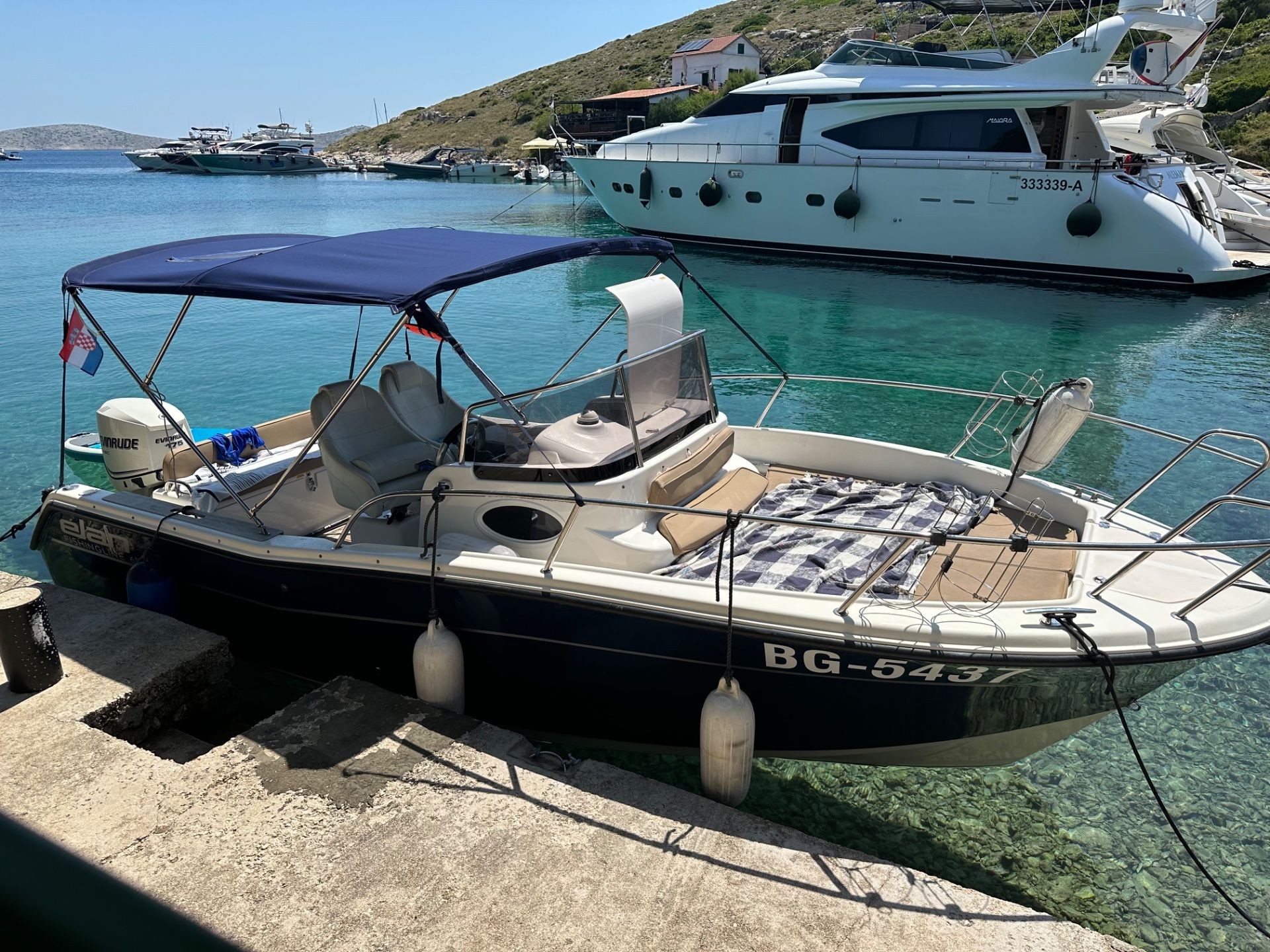 Elan 650 cabin - 2013