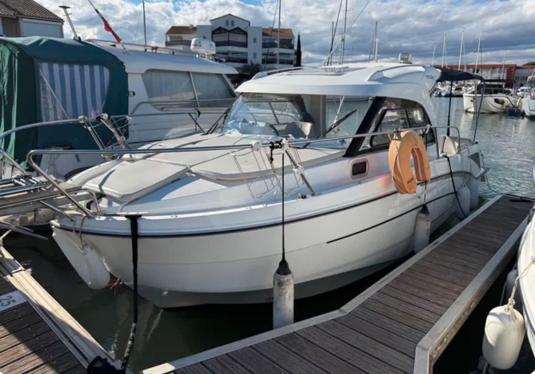 Beneteau ANTARES 8 OB MERCURY - INCE NOVO - 2021