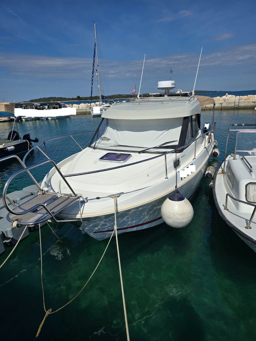 Beneteau Antares 780 - 2016