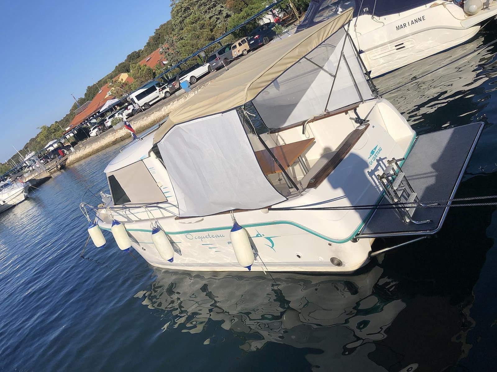 Ocqueteau 715 - 2002