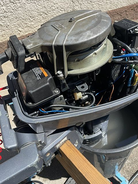 Yamaha 6G1S058348x  5,8KW odli�en izvenkrmni 2cil.vodno hlajen - 1995